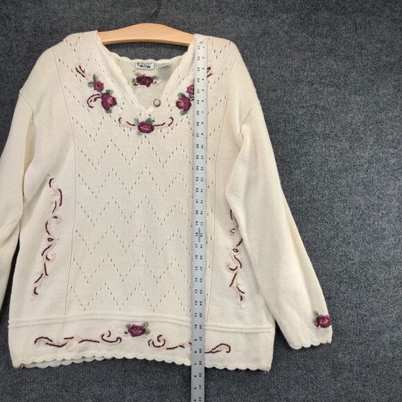 Capacity Woman Knit Pullover Sweater Size 2X White Embroidered Floral 1/4 Button - Picture 4 of 12